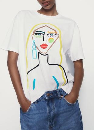 Стильная футболка zara с вышивкой топ майка