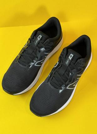 Мужские легкие беговые кроссовки new balance 44,44.5,45,46,5,47,5 размер9 фото