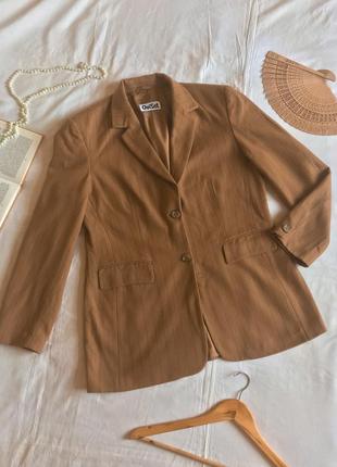 Трендовий теплий однобортний піджак кольору кемел у смужку ouiset (розмір 40-42)7 фото