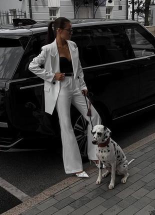 Жіночий модний діловий костюм піджак і брюки широкі вільного крою кльош стильний класичний комплект оверсайз