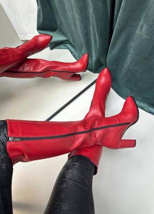 Эксклюзивные сапоги из итальянской кожи женские на каблуках красные3 фото