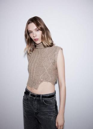 Zara  укрочений трикотажний жилет жіночий