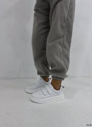Белые кроссовки натуральная кожа1 фото