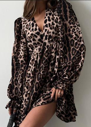 Изысканное леопардовое платье с воланами с резинкой под грудью4 фото