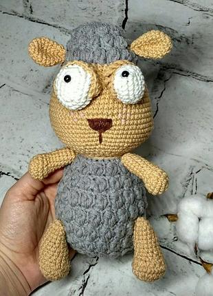 Вязаная игрушка амигуруми овечка молли