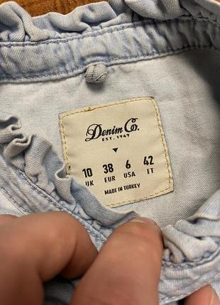 Женская хлопковая рубашка с оборками denim co (дэним ко мрр идеал оригинал голубая)5 фото