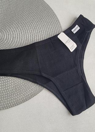 Трусики бразильянки в рубчик