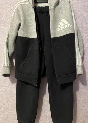 Костюм спортивный adidas