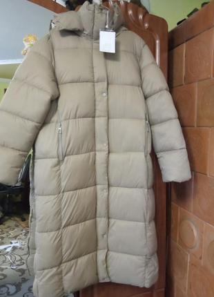 Продам пальто женское зимнее