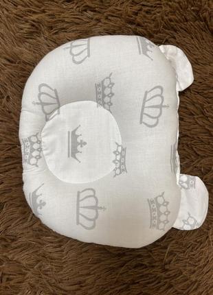 Ортопедична подушка для новонароджених