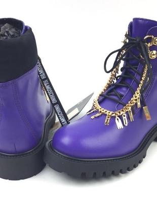 Ботинки кожаные демисезонные moschino combat boots2 фото