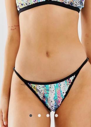 Чорні трусики від купальника з паєтками