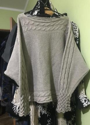 Сіро-бежевий светр італія