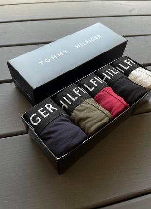 Мужские трусы tommy hilfiger <unk> белёзная tommy hiliger <unk> боксеры tommy hilfiger