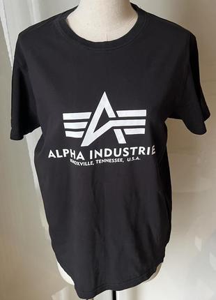 Alpha industries футболка черная