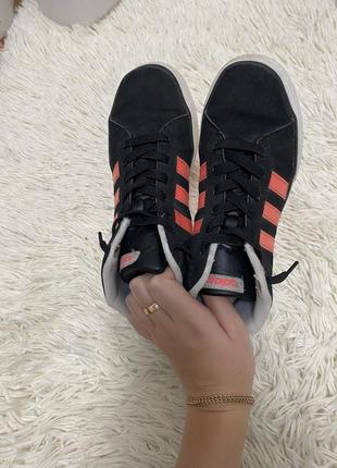 Черевики adidas 36,5