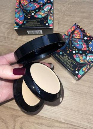 Роскошная двойная матовая пудра 2в1 матирующая мак