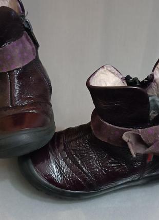 Ботинки для девочки