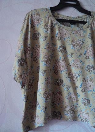 Бежевый свободный топ с розами