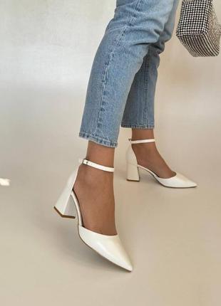 Туфли белые на каблуке женские экокожа