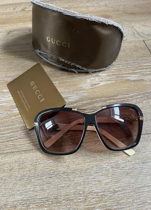 Окуляри від gucci