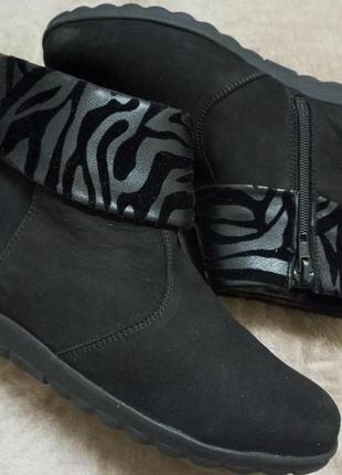 Ботинки.сапожки осень-весна кожа жен. 39р. clarks индии