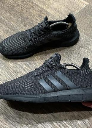 Кроссовки adidas swift, размер 46