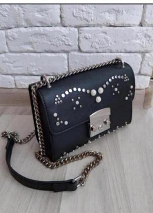 Сумка кросбоді з ланцюжком