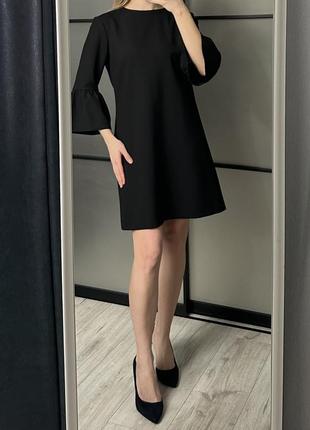 Черное  платье
