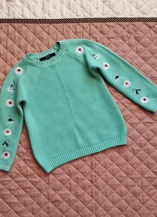 Стильный свитерик для девочки george
размер на 4-5 р
с вышивкой
склад 100 бавовна
стан нового, одягали 1 раз