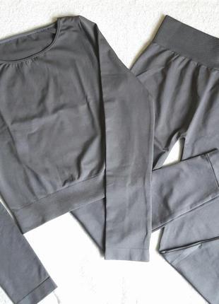 Серый бесшовный костюм рашгард лосины леггинсы4 фото