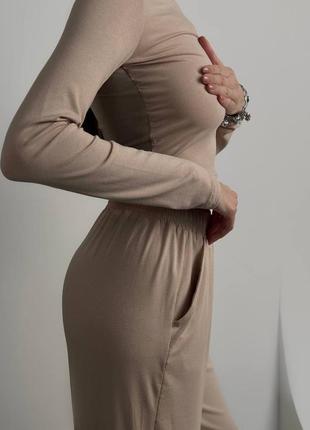 Женский костюм (кроп топ + штаны, идеальный крой, базовые цвета и натуральная ткань, натуральная вискоза4 фото
