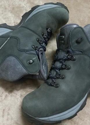 Ботинки.сапожки осень-весна кожа жен. 39р.  del-tex германии