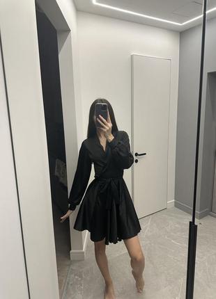 Елегантна шовкова чорна сукня2 фото