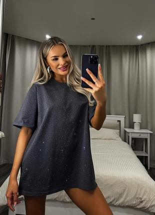 Новинка 😍футболка с юлискучими камнями