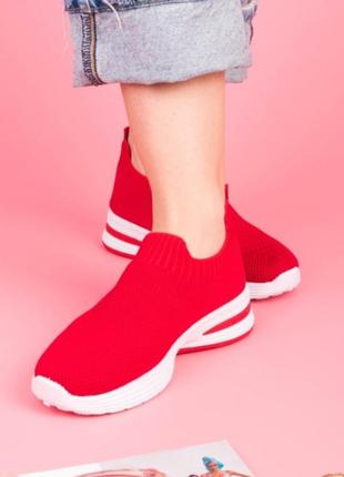 Стильные красные кроссовки из текстиля сетка летние дышащие мокасины кеды2 фото