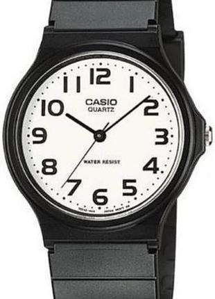Жiночий годинник casio sport mq-24-7b2leg, білий з чорним браслетом
