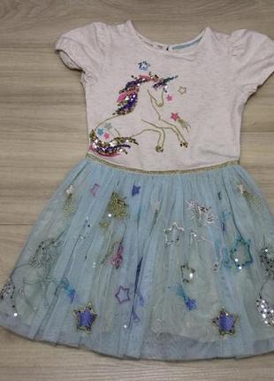 Гарне плаття на дівчинку 7-8 років