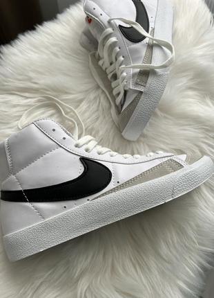 Нові жіночі кросівки nike blazer mid 39 розмір білі на весну