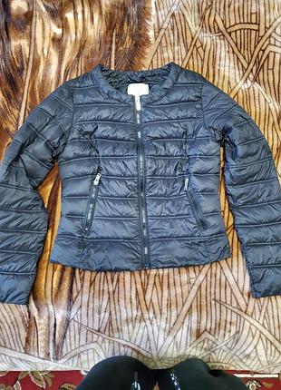 Куртка жіноча