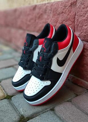 Nike air jordan 1 low низькі білі з чорним  кросівки жіночі шкіряні відмінна якість кеди найк джордан осінні весняні демісезонні низькі шкіра