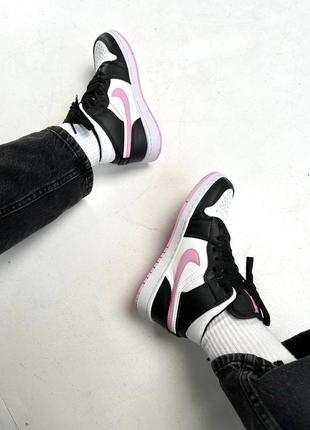 Кроссовки женские nike air jordan 1 mid pink/black7 фото