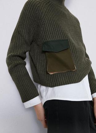 Шерстяной свитер zara с карманом хаки6 фото