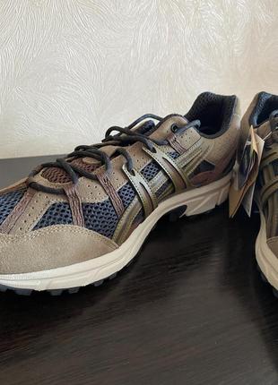 Кроссовки asics1 фото