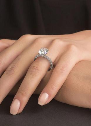 Шикарное женское золотое кольцо с бриллиантом 5,00 карат. сертификат igi золото 585/7504 фото
