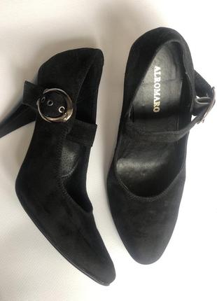 Удобные чёрные, замшевые туфли на 38 размер