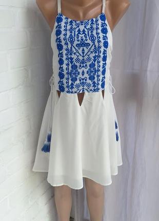 Дуже цікаве міні плаття