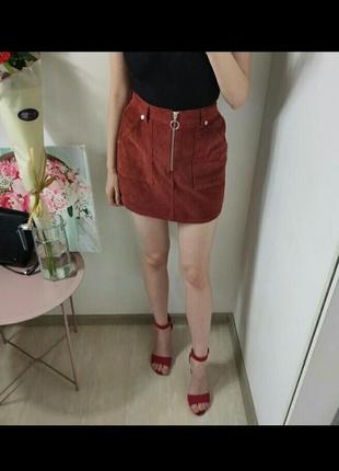 Вельветова спідниця з замочком і колечком з кишенями