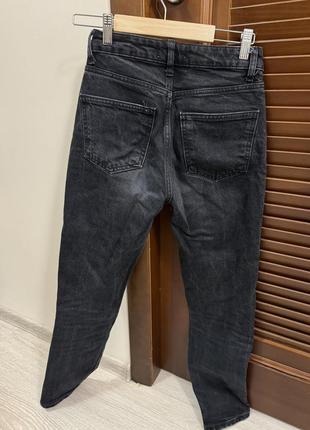 Продам джинсы темные. идеальные1 фото