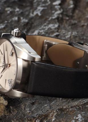 Женские часы renato с бриллиантами , limited edition 02/99